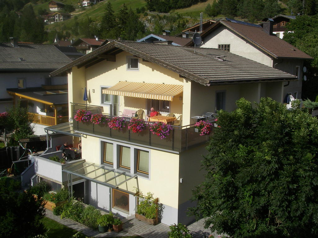 Haus Meixner Matrei in Osttirol Exterior photo